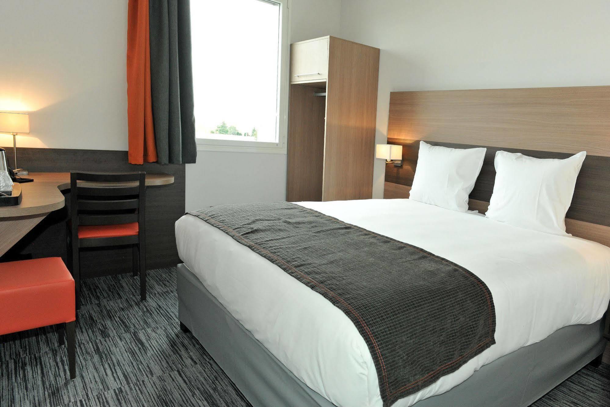 Dios Hotel Bruguieres Ngoại thất bức ảnh