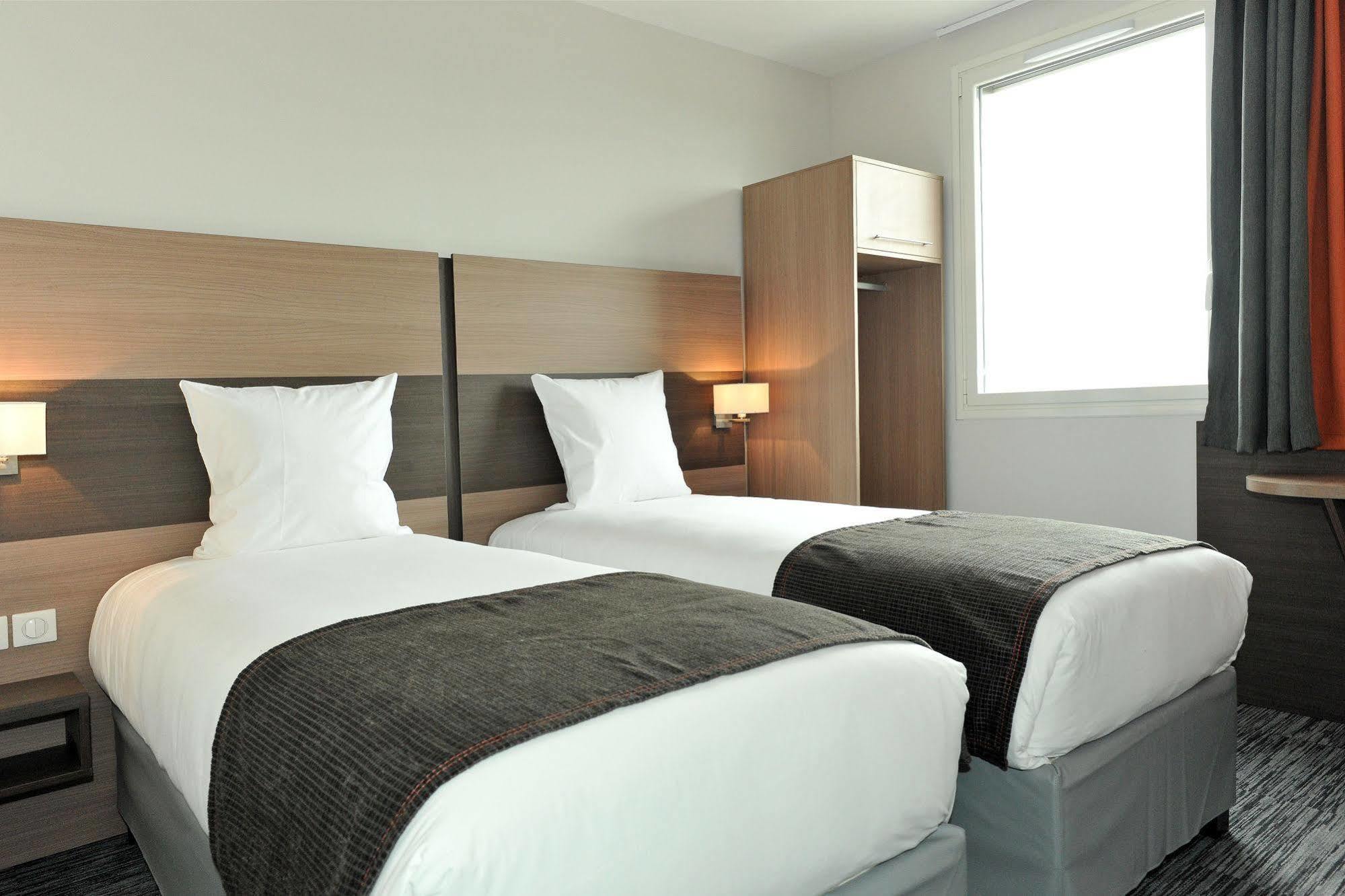 Dios Hotel Bruguieres Ngoại thất bức ảnh
